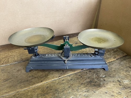 Balance ancienne type - , roberval