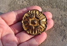 Ancienne décoration / cache clous ROSACE, BRONZE ou LAITON MEUBLE, d=4,3 cm N83C