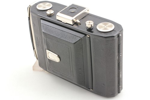Presque comme neuf - **, zeiss