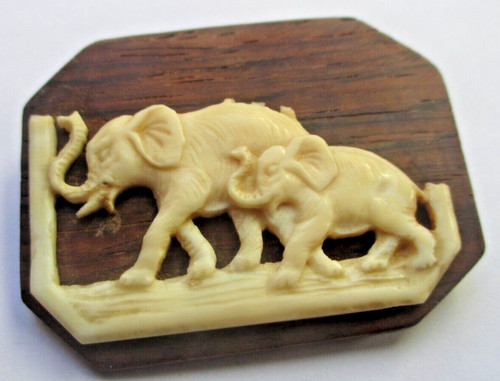 Ancienne broche bois