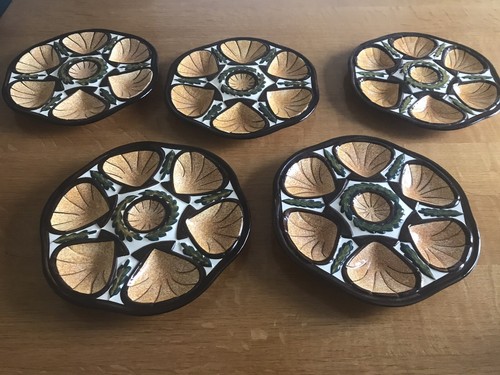 Lot cinq assiettes à - cinq,