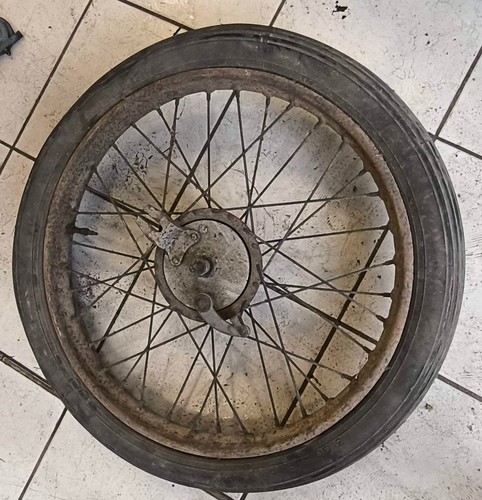 Roue avant motobecane 125 - *,