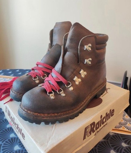 Paire bottines montagne - de,