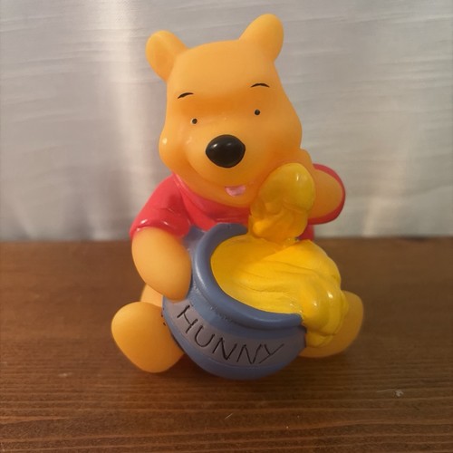Winnie the pooh - winnie, bear