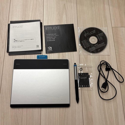 Tablette wacom intuos pen avec - pen,