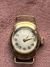 Montre ULTRA en Or 18K vintage