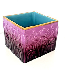 Superbe cache pot en barbotine