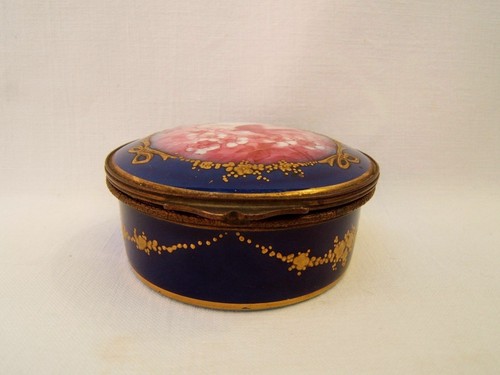 Sévres ancienne boîte - , a