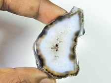 Tranche d'agate solaire druzy