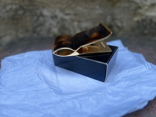 Pince papiers billets - 1,