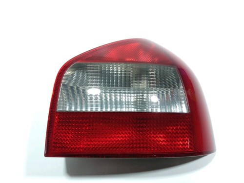 Feu arriere droit 8l0945096c - feu,