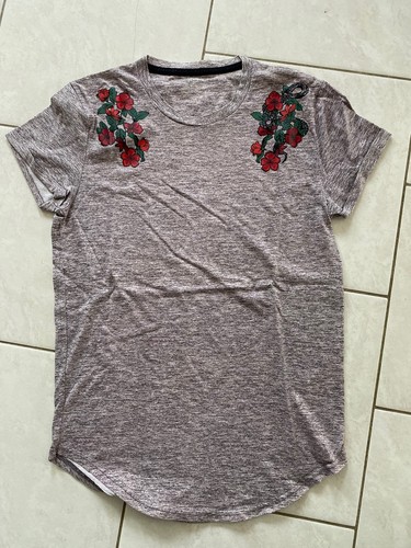 Shirt gris avec motif - t-shirt, fleurs