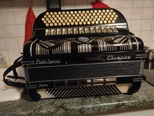 accordéon Champion paolo soprani 120 Basses. Compression 100/?