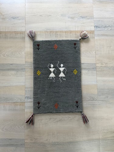 Petit tapis tribal fait - , main