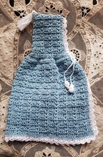 joli burnous bambino ou autre  poupée ancienne