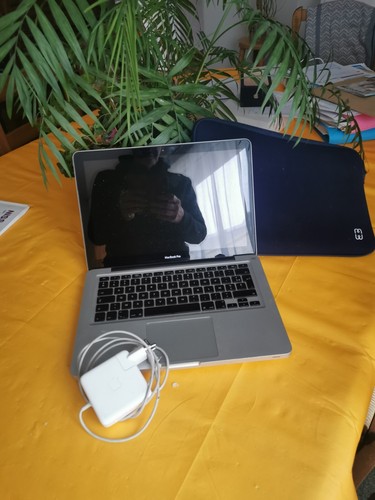 Mac book pro - pro, macos