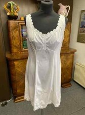 Robe blanche | Slip vintage |