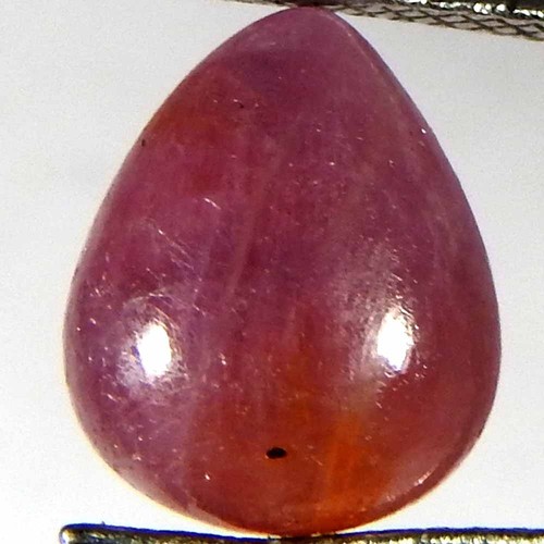Bague cabochon poire rubis