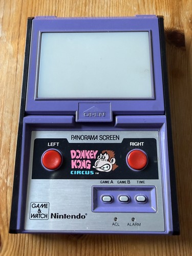 Nintendo game watch - nintendo,