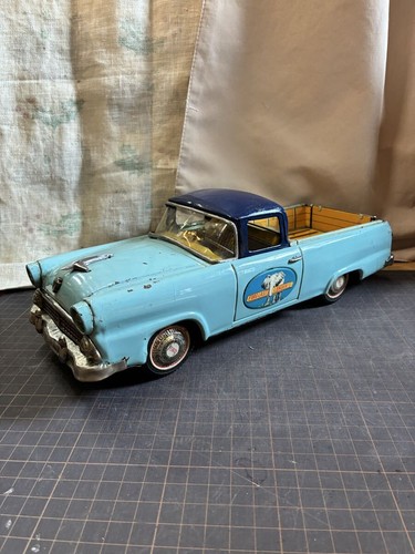 Voiture tôle bandai ford - en,