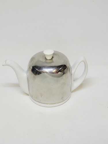 Vintage teapot salam tea guy - vintage,