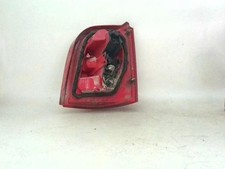 Feu arriere principal gauche