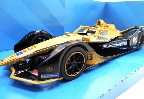 New box scalextric formula - in,