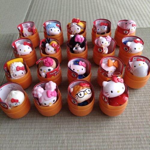Hello kitty chocolate egg - kitty,