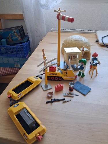 Lot playmobil igloo - lot,