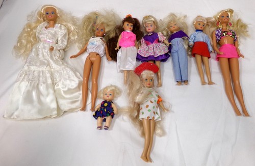 Lot poupées barbie - lot,