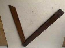 fausse équerre de menuisier