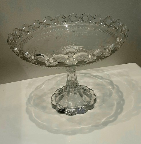 Coupe ancienne sur - , piedouche