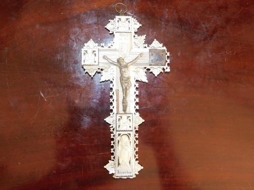 Ancienne croix jérusalem - ancienne,