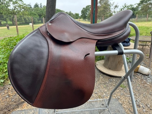 Antares close contact - 17.5",