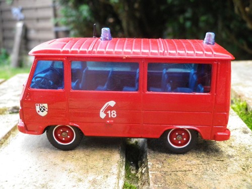Solido pompier peugeot - peugeot, j9