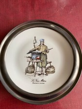 Assiette entourage étain