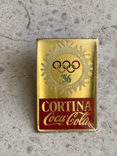 Pin coca cola cortina - cortina, 1956