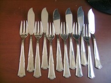 Lot de 6 fourchettes + 6 couteaux à poisson en inox 18/10 "JS" - TBE