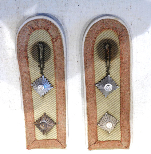 Paire épaulettes à - paire,
