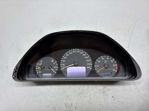Mercedes benz clk a209 - mercedes-benz, c209