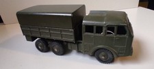 Camion militaire bâché Dinky