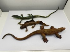 Figurine plastique animal de collection 3 pièces 13 - 24 cm. État voir photos