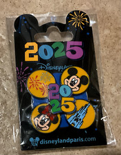 PIN'S PIN DISNEY DISNEYLAND PARIS DLP PARIS MICKEY 4 PERSONNAGES 2025