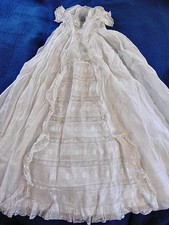 SUPERBE ROBE DE BAPTÊME