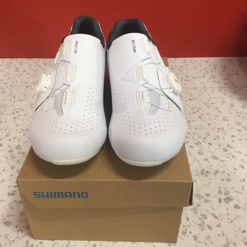 Paire chaussures route - chaussures,