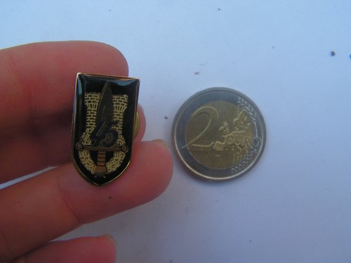 Insigne boutonniere pins - ,