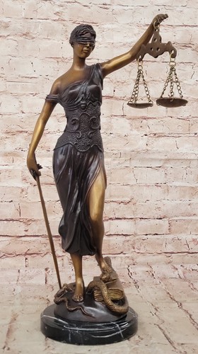 Belle sculpture figurine - belle,