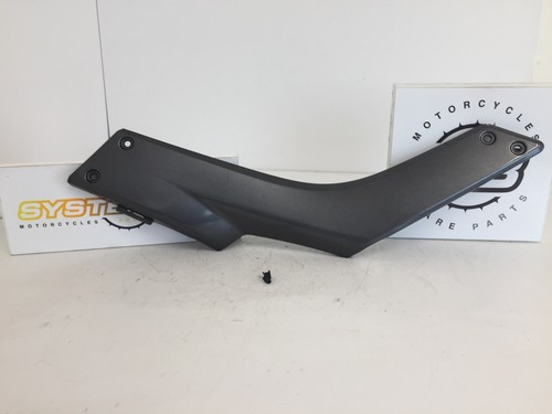 Côté carène gauche aprilia - cÔtÉ,