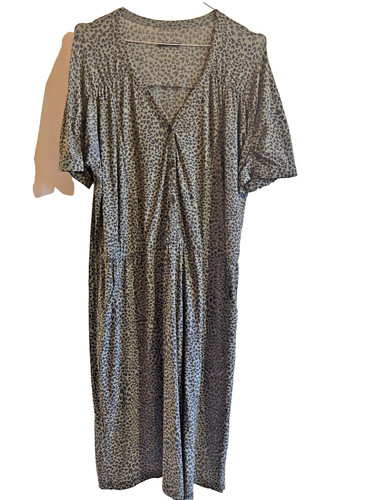 Robe kaki et noire - xo.,