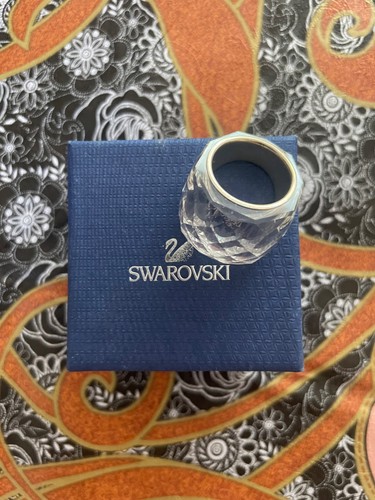 Magnifique bague swarovski - magnifique,